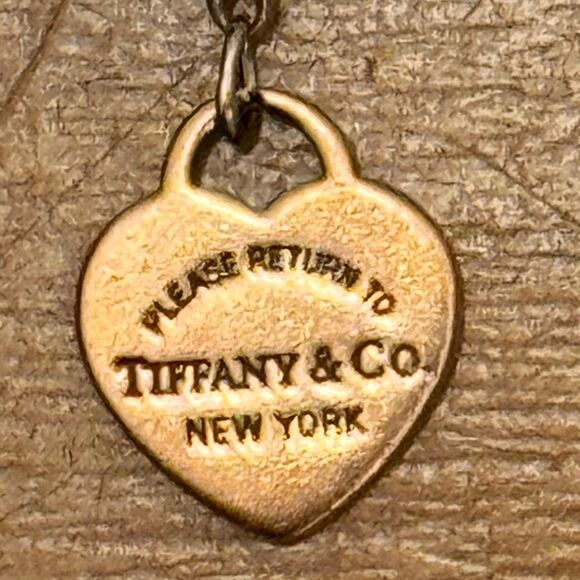 TIFFANY return to Tiffany rose gold heart and silver beaded bracelet - Picture 3 of 9